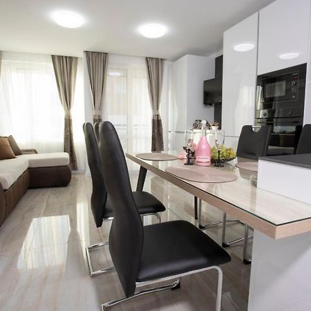 Апартамент За Гости Ивви-1 Apartman Burgasz Kültér fotó