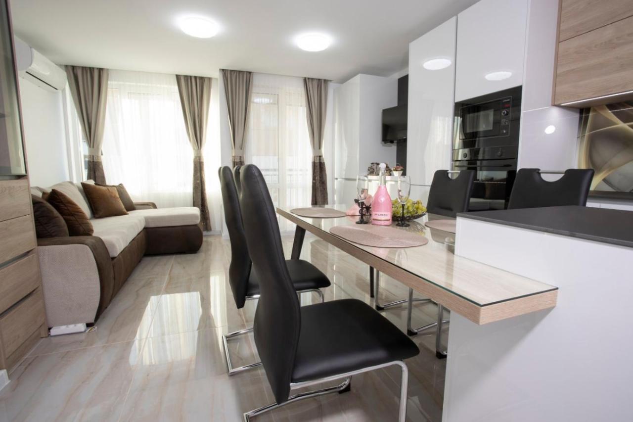 Апартамент За Гости Ивви-1 Apartman Burgasz Kültér fotó
